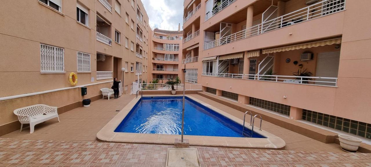 Apartament Dos Playas Torrevieja Esterno foto