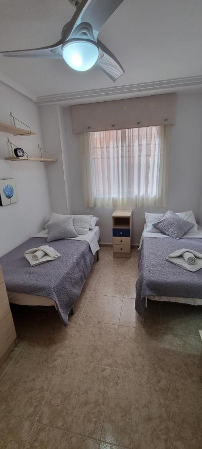 Apartament Dos Playas Torrevieja Esterno foto